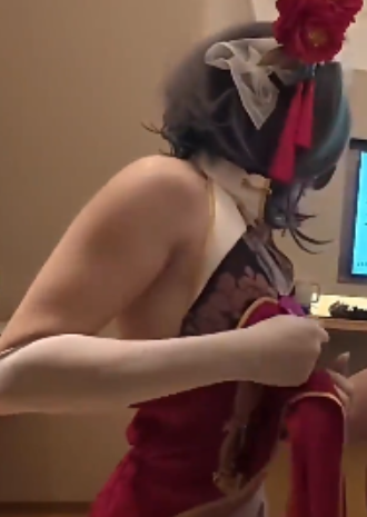 劲爆伪娘TS墨墨柴郡旗袍1V1.14G太顶了